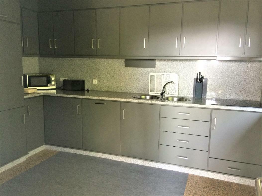 Vila Apartment Guimaraes Bagian luar foto